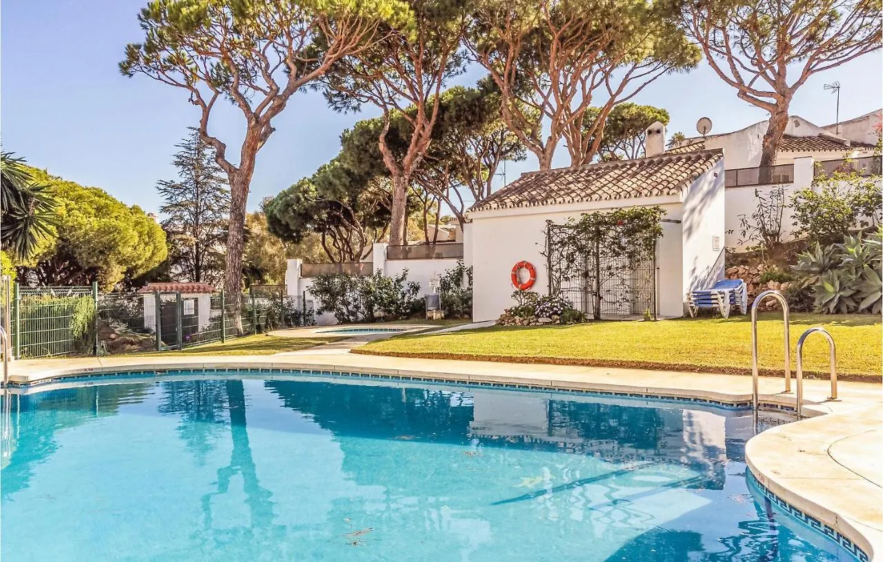 Awesome Apartment In Calahonda With Kitchen Sitio de Calahonda