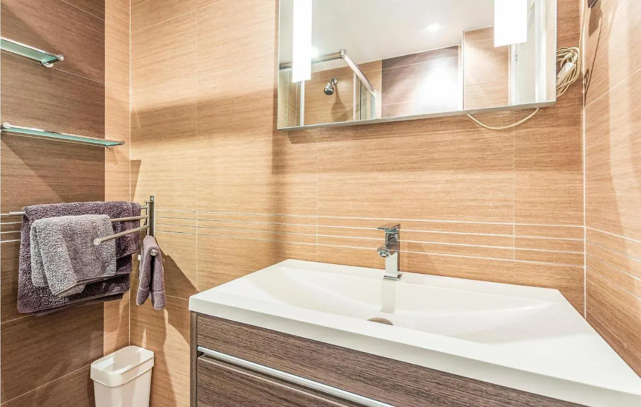 Awesome Apartment In Calahonda With Kitchen Sitio de Calahonda