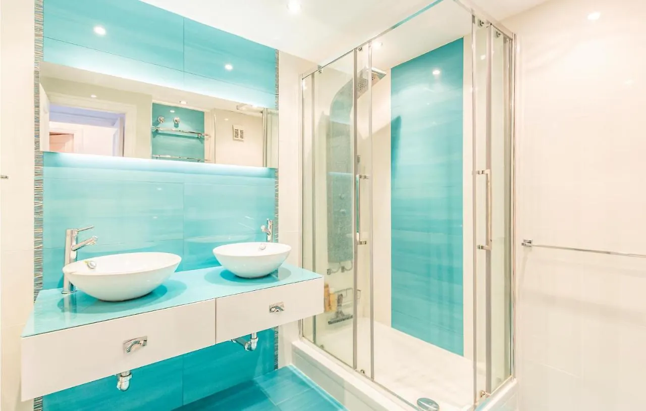 Awesome Apartment In Calahonda With Kitchen Sitio de Calahonda