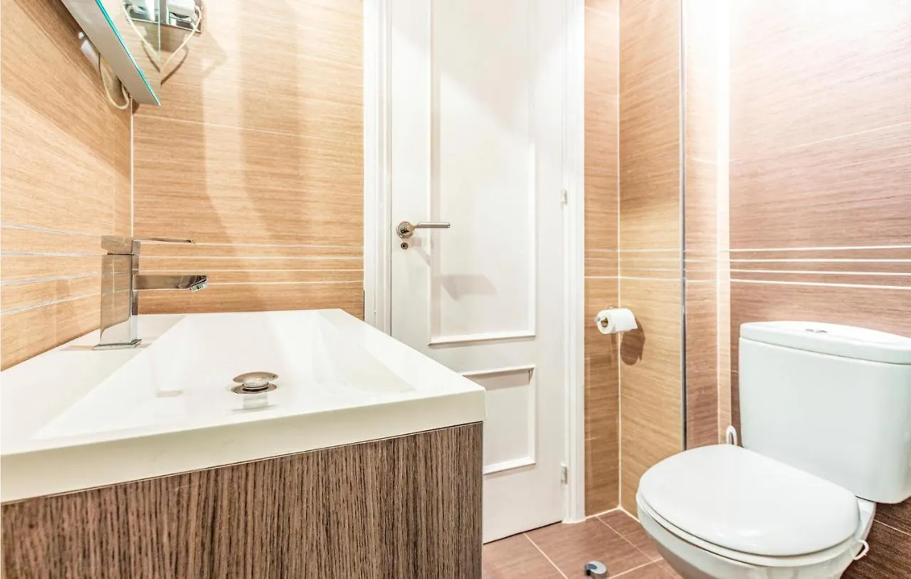 Awesome Apartment In Calahonda With Kitchen Sitio de Calahonda Spanien